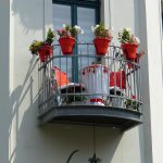 doniczki balkonowe na balustradę